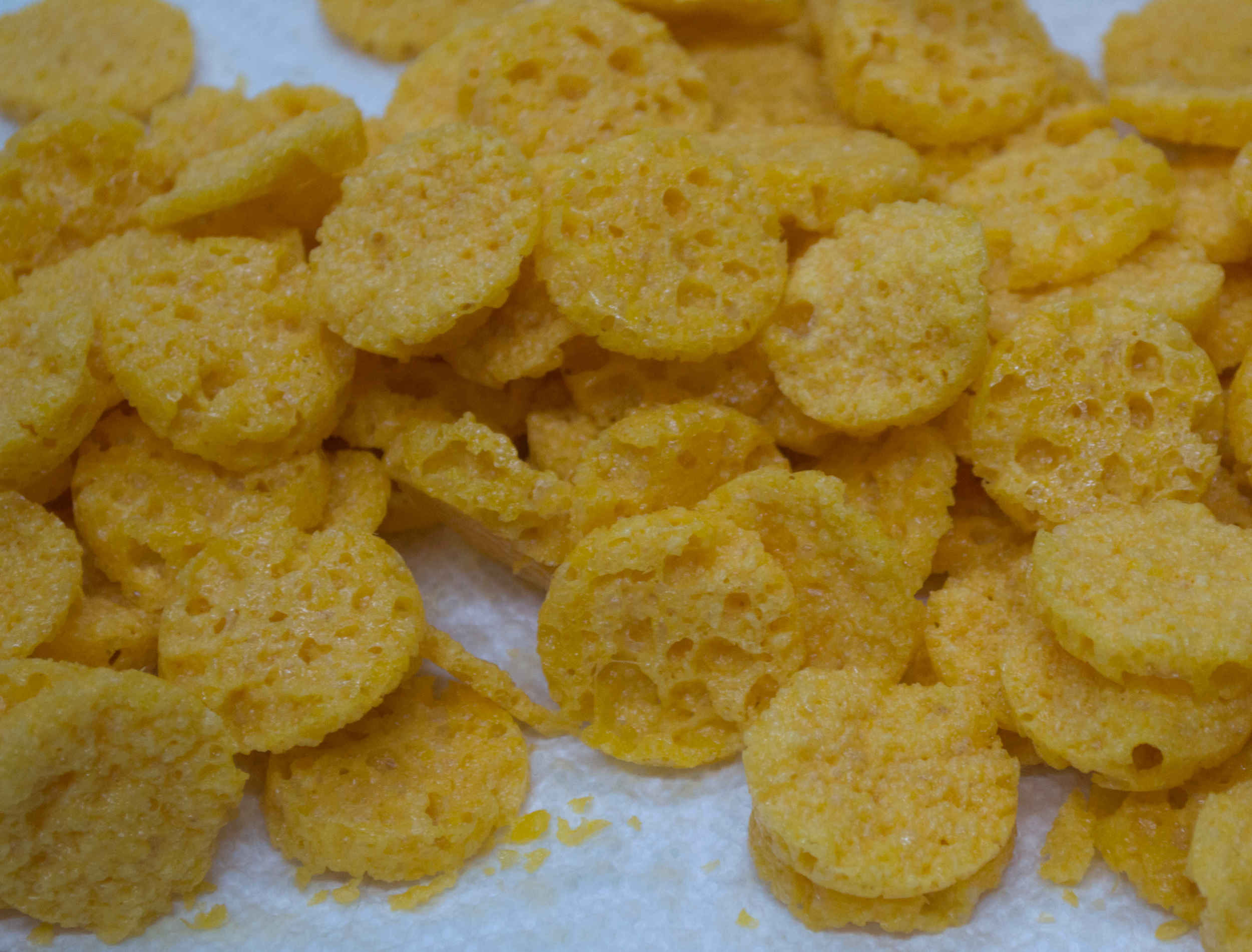 microwave cooked cheese crisps- cellencor